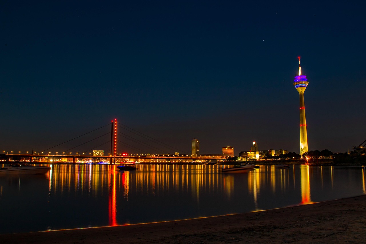 廣州電視塔夜景，璀璨明珠的都市風(fēng)采